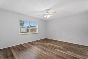519 64th Ave Dr E, Bradenton, FL 34203 - Photo 19