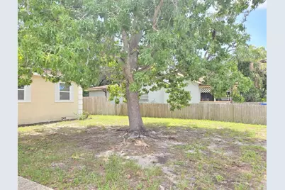 2304 Kingston Street S, Saint Petersburg, FL 33711 - Photo 5