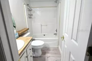 2304 Kingston St S, Saint Petersburg, FL 33711 - Photo 9