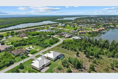8086 Clyde Circle, Port Charlotte, FL 33981 - Photo 39