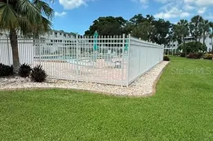 2223 Sunset Dr, Bradenton, FL 34207 - Photo 5