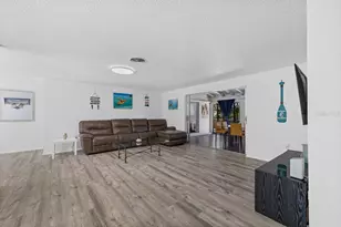 4055 Bay Oaks Cir, Englewood, FL 34223 - Photo 5