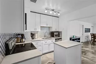 311 62nd St W, Bradenton, FL 34209 - Photo 9