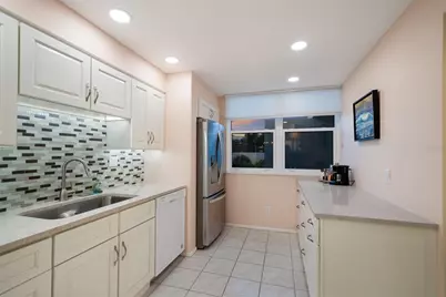 713 Bayport Way #713, Longboat Key, FL 34228 - Photo 11