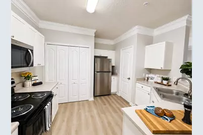 8813 Villa View Circle #204, Orlando, FL 32821 - Photo 5