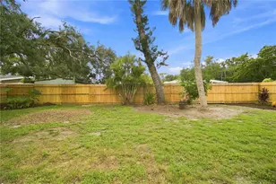 2770 Wood St, Sarasota, FL 34237 - Photo 51