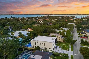 1640 Waldemere St, Sarasota, FL 34239 - Photo 95