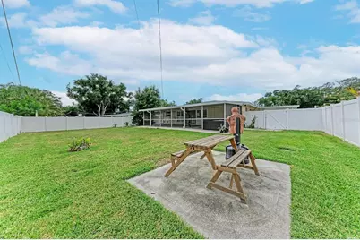 4319 Augustine Avenue, Sarasota, FL 34231 - Photo 19