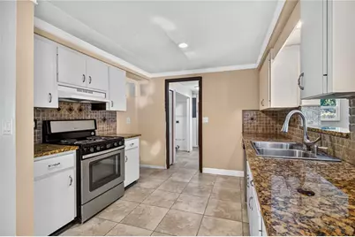 4734 Delmonte Avenue, Sarasota, FL 34235 - Photo 11