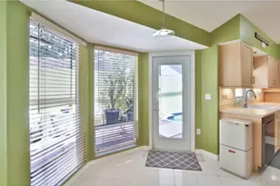 4700 Tivoli Ave, Sarasota, FL 34235 - Photo 11