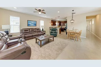 12662 Shimmering Oak Circle, Venice, FL 34293 - Photo 9