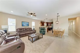 12662 Shimmering Oak Cir, Venice, FL 34293 - Photo 9