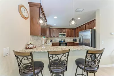 12662 Shimmering Oak Circle, Venice, FL 34293 - Photo 13