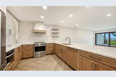 2089 Gulf Of Mexico Drive #G1-104, Longboat Key, FL 34228 - Photo 23