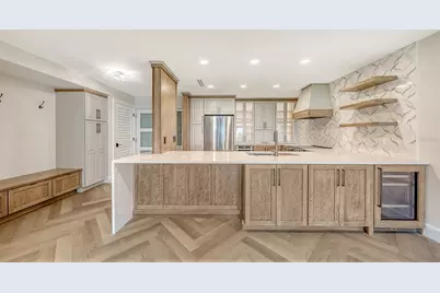 2089 Gulf Of Mexico Drive #G1-104, Longboat Key, FL 34228 - Photo 17