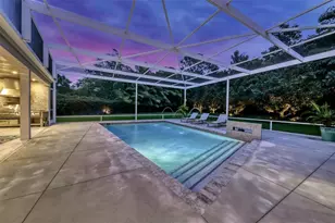 1556 Eastbrook Dr, Sarasota, FL 34231 - Photo 33