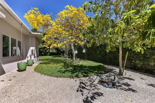 1556 Eastbrook Dr, Sarasota, FL 34231 - Photo 41