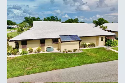 44 Sandstone Circle, Venice, FL 34293 - Photo 3