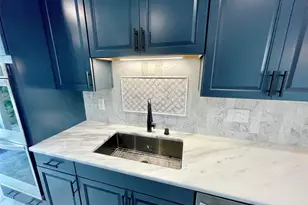 44 Sandstone Cir, Venice, FL 34293 - Photo 17