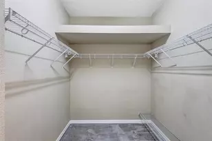 8228 Villa Grande Ct, Sarasota, FL 34243 - Photo 27