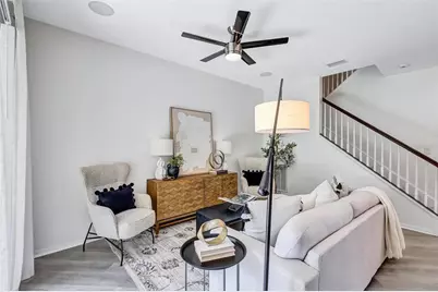 8228 Villa Grande Court, Sarasota, FL 34243 - Photo 11