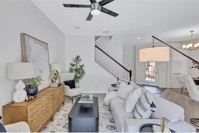 8228 Villa Grande Court, Sarasota, FL 34243 - Photo 13