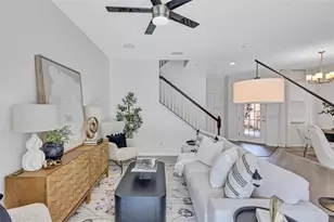 8228 Villa Grande Ct, Sarasota, FL 34243 - Photo 13