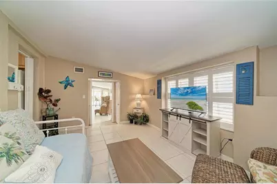 2711 Avenue C, Holmes Beach, FL 34217 - Photo 27