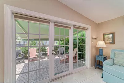 2711 Avenue C, Holmes Beach, FL 34217 - Photo 7