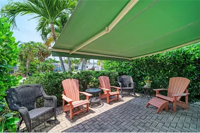 2711 Avenue C, Holmes Beach, FL 34217 - Photo 41