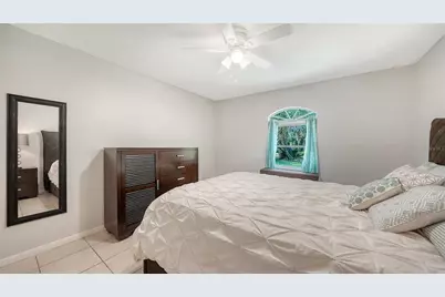 4498 Hidden River Road, Sarasota, FL 34240 - Photo 15