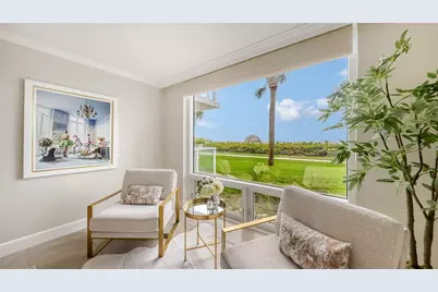 2425 Gulf Of Mexico Drive #1B, Longboat Key, FL 34228 - Photo 11