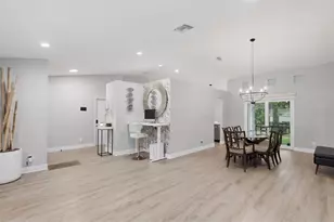 9693 58th St N, Pinellas Park, FL 33782 - Photo 3