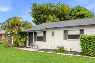 2047 & 2051 Fiesta Dr, Sarasota, FL 34231 - Photo 3