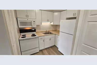 2047 & 2051 Fiesta Drive, Sarasota, FL 34231 - Photo 17