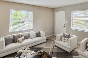 2047 & 2051 Fiesta Dr, Sarasota, FL 34231 - Photo 15