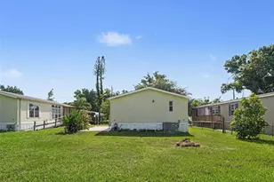 4928 Elizabeth Ave, Sarasota, FL 34233 - Photo 17