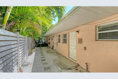1749 Hillview Street #1, Sarasota, FL 34239 - Photo 17