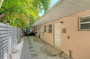 1749 Hillview St, Sarasota, FL 34239 - Photo 17