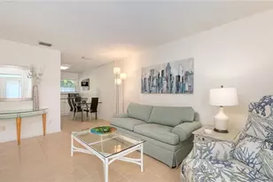 1749 Hillview St, Sarasota, FL 34239 - Photo 5