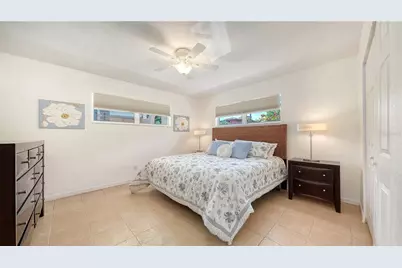 1749 Hillview Street #1, Sarasota, FL 34239 - Photo 11