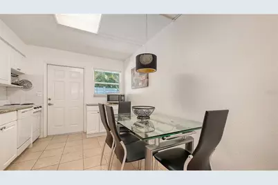 1749 Hillview Street #1, Sarasota, FL 34239 - Photo 7