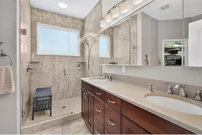 8415 Whispering Woods Court, Bradenton, FL 34202 - Photo 9