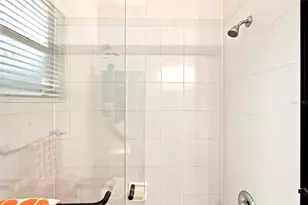8059 36th St Cir E, Sarasota, FL 34243 - Photo 39