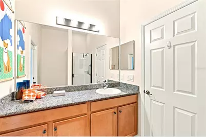 8059 36th Street Circle E, Sarasota, FL 34243 - Photo 41