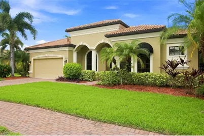 8059 36th Street Circle E, Sarasota, FL 34243 - Photo 3