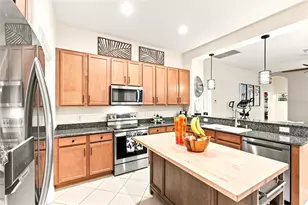 8059 36th St Cir E, Sarasota, FL 34243 - Photo 25