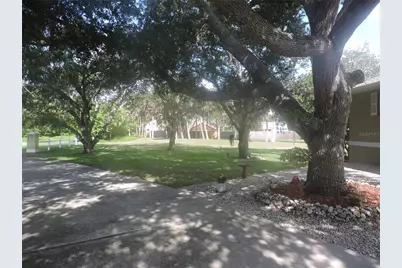 905 Colonial Road, Venice, FL 34293 - Photo 13
