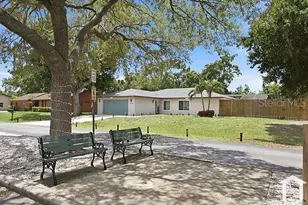 4404 Meadow Creek Cir, Sarasota, FL 34233 - Photo 39