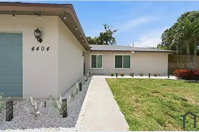 4404 Meadow Creek Circle, Sarasota, FL 34233 - Photo 3